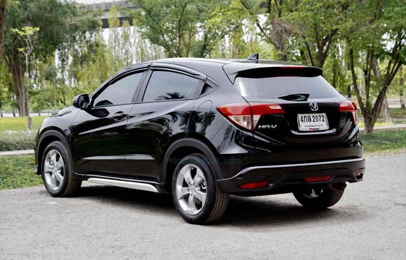 ขายรถ-suv-มือสอง-honda-ฮอนด้า-hr-v-เอชอาร์วี-รถปี2015-รหัส72002-b639d626.jpg ขายรถ-suv-มือสอง-honda-ฮอนด้า-hr-v-เอชอาร์วี-รถปี2015-รหัส72002-b639d626.jpg