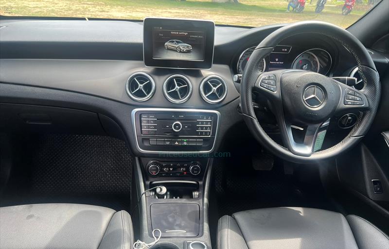 ขายรถเก๋งมือสอง-mercedes-benz-เมอร์เซเดสเบนซ์-cla200-รถปี2016-รหัส72013-4f9b97eb.jpg ขายรถเก๋งมือสอง-mercedes-benz-เมอร์เซเดสเบนซ์-cla200-รถปี2016-รหัส72013-4f9b97eb.jpg