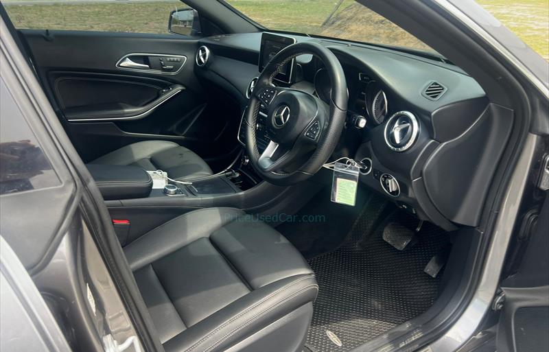ขายรถเก๋งมือสอง-mercedes-benz-เมอร์เซเดสเบนซ์-cla200-รถปี2016-รหัส72013-6de3125e.jpg ขายรถเก๋งมือสอง-mercedes-benz-เมอร์เซเดสเบนซ์-cla200-รถปี2016-รหัส72013-6de3125e.jpg