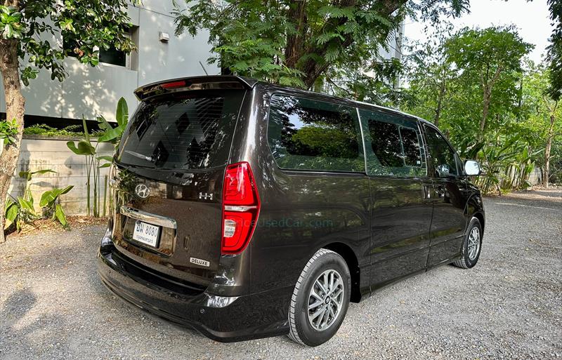 ขายรถตู้มือสอง hyundai h-1 รถปี2018 รหัส 72027 รูปที่4