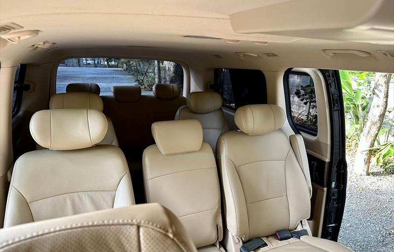 ขายรถตู้มือสอง-hyundai-ฮุนได-h-1-เอชวัน-รถปี2018-รหัส72027-58b5674f.jpg ขายรถตู้มือสอง-hyundai-ฮุนได-h-1-เอชวัน-รถปี2018-รหัส72027-58b5674f.jpg