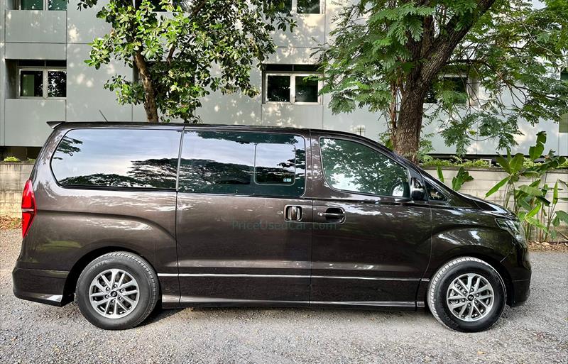 ขายรถตู้มือสอง hyundai h-1 รถปี2018 รหัส 72027 รูปที่8