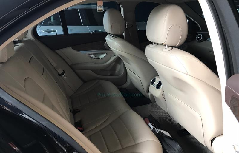 ขายรถเก๋งมือสอง-mercedes-benz-เมอร์เซเดสเบนซ์-c300-รถปี2015-รหัส72033-29f86fba.jpg ขายรถเก๋งมือสอง-mercedes-benz-เมอร์เซเดสเบนซ์-c300-รถปี2015-รหัส72033-29f86fba.jpg
