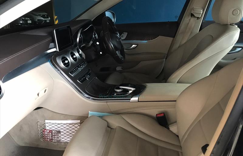 ขายรถเก๋งมือสอง-mercedes-benz-เมอร์เซเดสเบนซ์-c300-รถปี2015-รหัส72033-6328733c.jpg ขายรถเก๋งมือสอง-mercedes-benz-เมอร์เซเดสเบนซ์-c300-รถปี2015-รหัส72033-6328733c.jpg