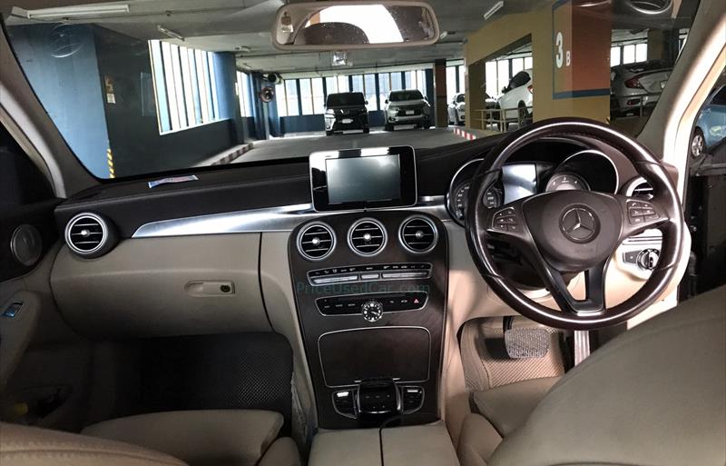 ขายรถเก๋งมือสอง-mercedes-benz-เมอร์เซเดสเบนซ์-c300-รถปี2015-รหัส72033-87fc3719.jpg ขายรถเก๋งมือสอง-mercedes-benz-เมอร์เซเดสเบนซ์-c300-รถปี2015-รหัส72033-87fc3719.jpg