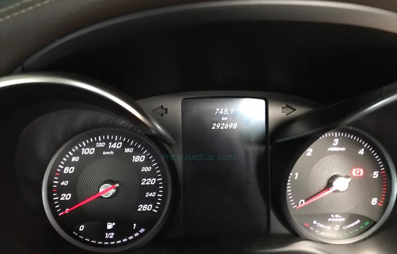 ขายรถเก๋งมือสอง-mercedes-benz-เมอร์เซเดสเบนซ์-c300-รถปี2015-รหัส72033-9d0649a1.jpg ขายรถเก๋งมือสอง-mercedes-benz-เมอร์เซเดสเบนซ์-c300-รถปี2015-รหัส72033-9d0649a1.jpg