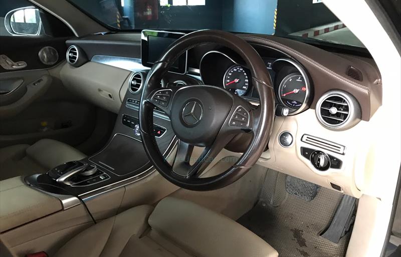 ขายรถเก๋งมือสอง-mercedes-benz-เมอร์เซเดสเบนซ์-c300-รถปี2015-รหัส72033-ad2d86ab.jpg ขายรถเก๋งมือสอง-mercedes-benz-เมอร์เซเดสเบนซ์-c300-รถปี2015-รหัส72033-ad2d86ab.jpg