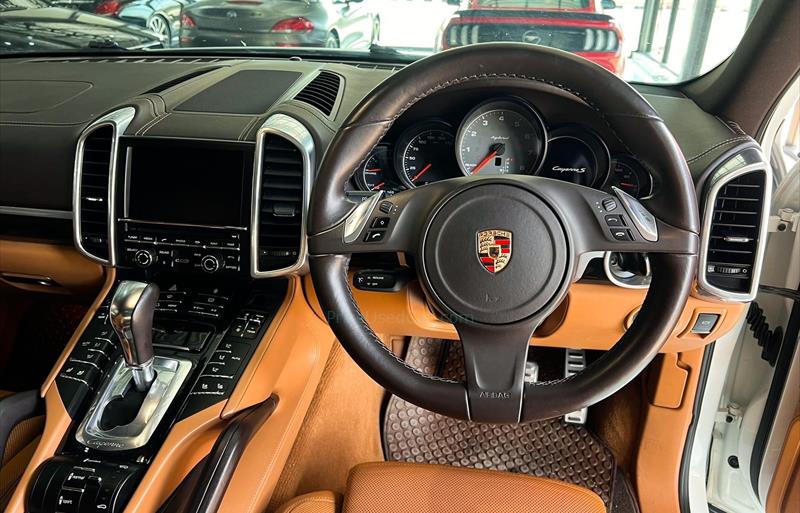 ขายรถ-suv-มือสอง-porsche-ปอร์เช่-cayenne-รถปี2013-รหัส72054-8da08954.jpg ขายรถ-suv-มือสอง-porsche-ปอร์เช่-cayenne-รถปี2013-รหัส72054-8da08954.jpg