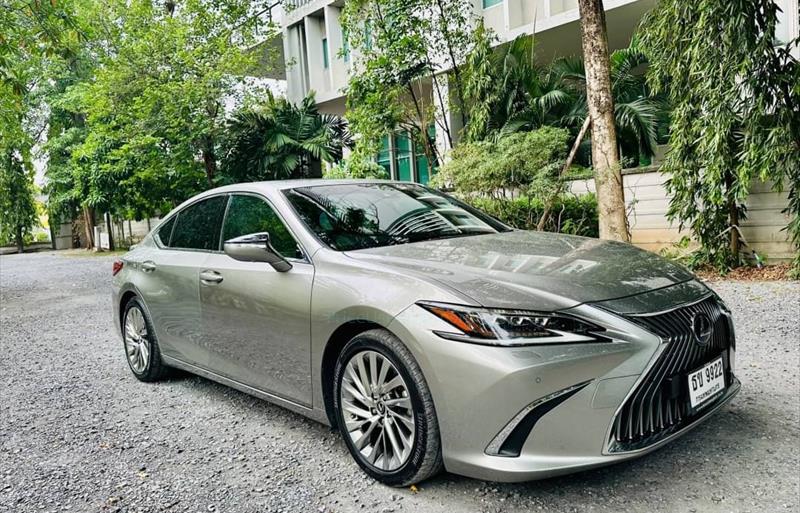 ขายรถเก๋งมือสอง lexus es300h รถปี2019 รหัส 72088 รูปที่4