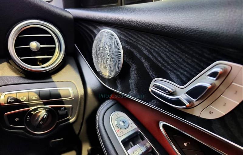 ขายรถเก๋งมือสอง-mercedes-benz-เมอร์เซเดสเบนซ์-glc250-จีแอลซีสองห้าศูนย์-รถปี2018-รหัส72099-1cee78fc.jpeg ขายรถเก๋งมือสอง-mercedes-benz-เมอร์เซเดสเบนซ์-glc250-จีแอลซีสองห้าศูนย์-รถปี2018-รหัส72099-1cee78fc.jpeg