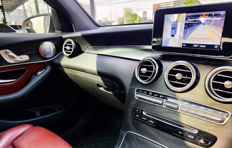 ขายรถเก๋งมือสอง-mercedes-benz-เมอร์เซเดสเบนซ์-glc250-จีแอลซีสองห้าศูนย์-รถปี2018-รหัส72099-94fdceb2.jpeg ขายรถเก๋งมือสอง-mercedes-benz-เมอร์เซเดสเบนซ์-glc250-จีแอลซีสองห้าศูนย์-รถปี2018-รหัส72099-94fdceb2.jpeg