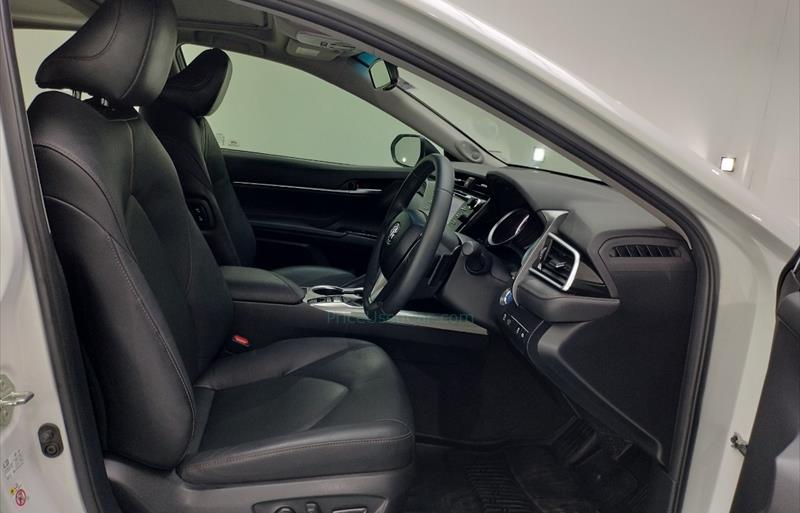 ขายรถเก๋งมือสอง-toyota-โตโยต้า-camry-คัมรี่-รถปี2019-รหัส72102-bc0be2cc.jpg ขายรถเก๋งมือสอง-toyota-โตโยต้า-camry-คัมรี่-รถปี2019-รหัส72102-bc0be2cc.jpg