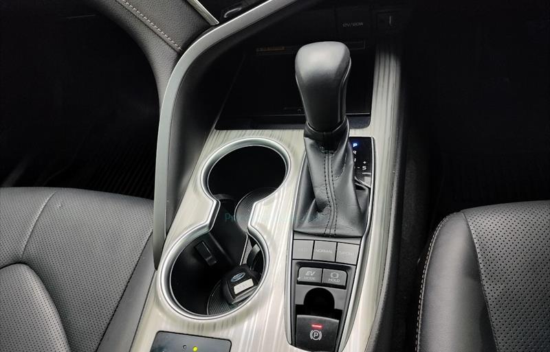 ขายรถเก๋งมือสอง-toyota-โตโยต้า-camry-คัมรี่-รถปี2019-รหัส72102-e86149a2.jpg ขายรถเก๋งมือสอง-toyota-โตโยต้า-camry-คัมรี่-รถปี2019-รหัส72102-e86149a2.jpg