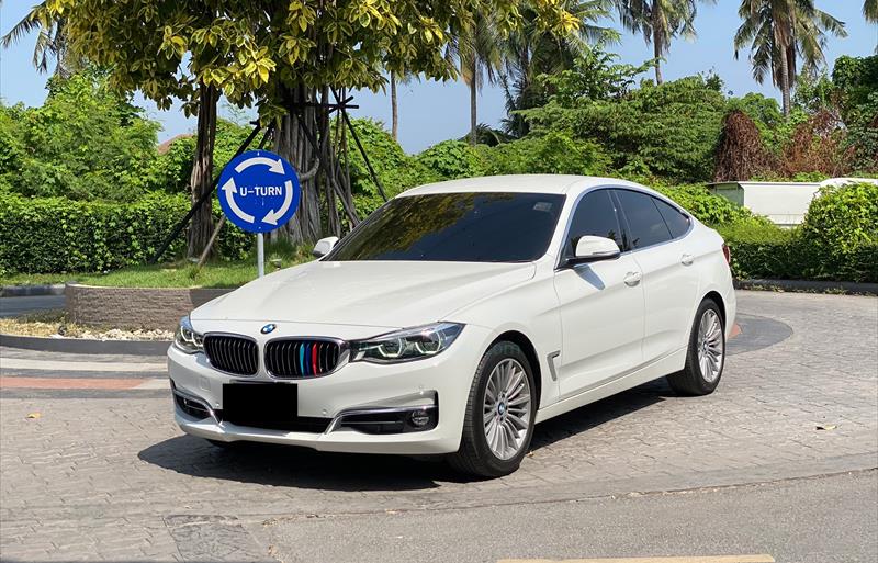 รถเก๋งมือสอง BMW 320d รถปี 2019