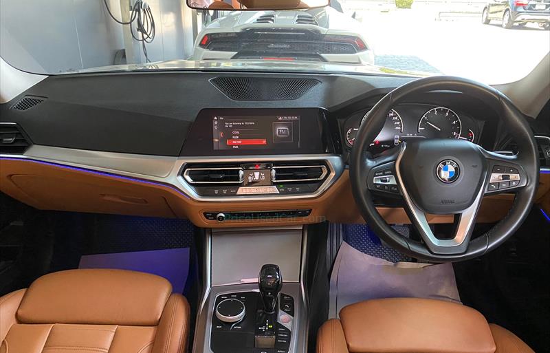 ขายรถเก๋งมือสอง-bmw-บีเอ็มดับบลิว-320d-สามสองศูนย์ดี-รถปี2020-รหัส72129-04880bce.jpg ขายรถเก๋งมือสอง-bmw-บีเอ็มดับบลิว-320d-สามสองศูนย์ดี-รถปี2020-รหัส72129-04880bce.jpg