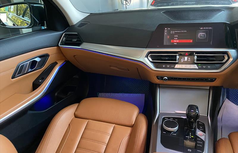 ขายรถเก๋งมือสอง-bmw-บีเอ็มดับบลิว-320d-สามสองศูนย์ดี-รถปี2020-รหัส72129-c006eca2.jpg ขายรถเก๋งมือสอง-bmw-บีเอ็มดับบลิว-320d-สามสองศูนย์ดี-รถปี2020-รหัส72129-c006eca2.jpg