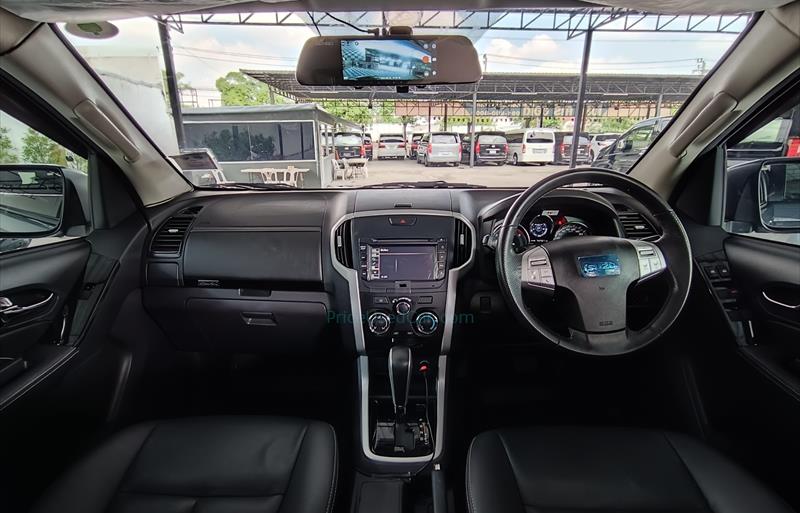 ขายรถอเนกประสงค์มือสอง isuzu mu-x รถปี2019 รหัส 72145 รูปที่6 ขายรถอเนกประสงค์มือสอง isuzu mu-x รถปี2019 รหัส 72145 รูปที่6