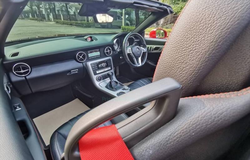 ขายรถเก๋งมือสอง-mercedes-benz-เมอร์เซเดสเบนซ์-slk200-amg-รถปี2014-รหัส72181-c5947c23.jpeg ขายรถเก๋งมือสอง-mercedes-benz-เมอร์เซเดสเบนซ์-slk200-amg-รถปี2014-รหัส72181-c5947c23.jpeg