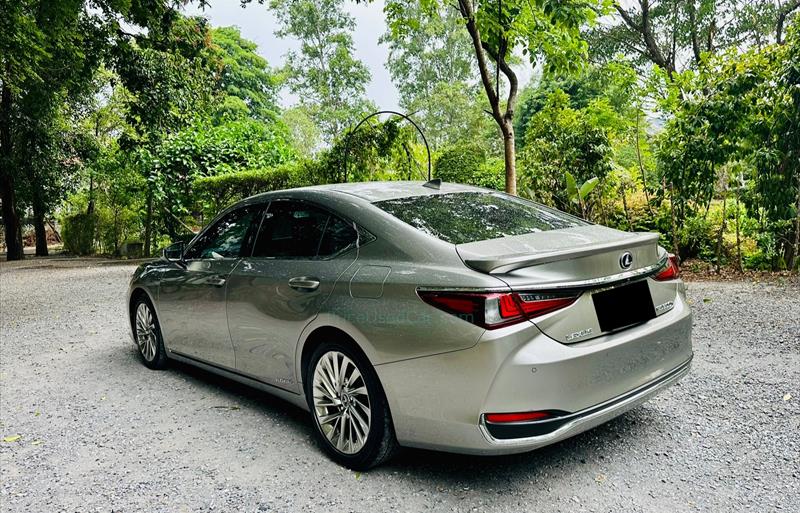 ขายรถเก๋งมือสอง lexus es300h รถปี2019 รหัส 72186 รูปที่6