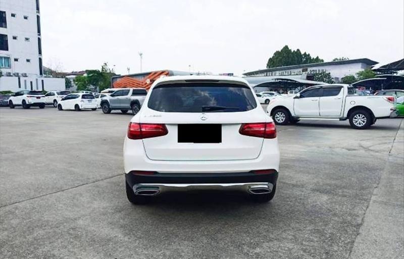 ขายรถเก๋งมือสอง-mercedes-benz-เมอร์เซเดสเบนซ์-glc250-จีแอลซีสองห้าศูนย์-รถปี2019-รหัส72189-9c7b7508.jpg ขายรถเก๋งมือสอง-mercedes-benz-เมอร์เซเดสเบนซ์-glc250-จีแอลซีสองห้าศูนย์-รถปี2019-รหัส72189-9c7b7508.jpg