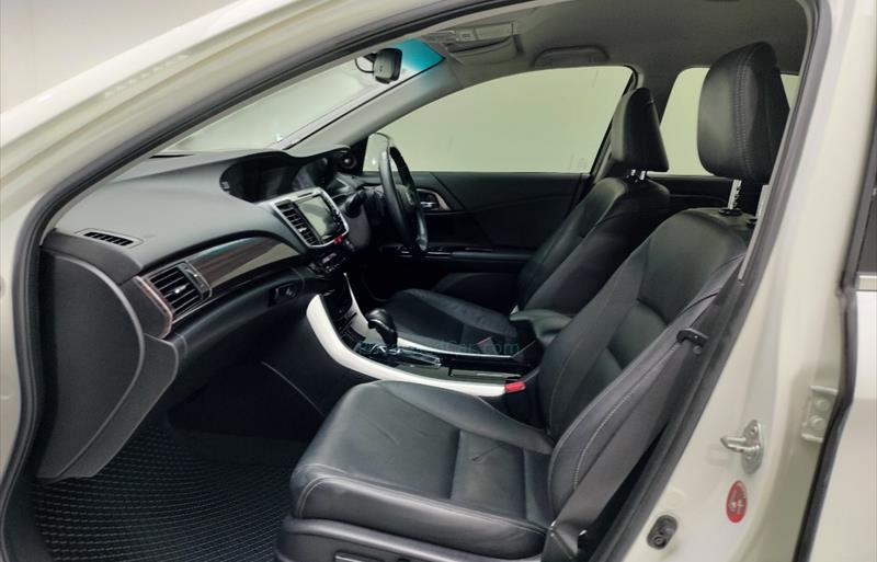 ขายรถเก๋งมือสอง-honda-ฮอนด้า-accord-แอคคอร์ด-รถปี2019-รหัส72193-f90fee78.jpg ขายรถเก๋งมือสอง-honda-ฮอนด้า-accord-แอคคอร์ด-รถปี2019-รหัส72193-f90fee78.jpg