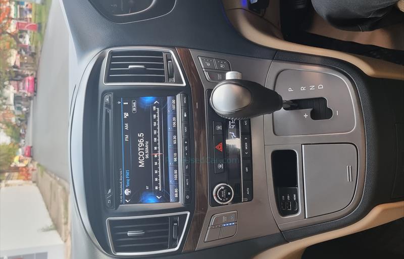 ขายรถตู้มือสอง-hyundai-ฮุนได-h-1-เอชวัน-รถปี2019-รหัส72201-6c84c820.jpg ขายรถตู้มือสอง-hyundai-ฮุนได-h-1-เอชวัน-รถปี2019-รหัส72201-6c84c820.jpg