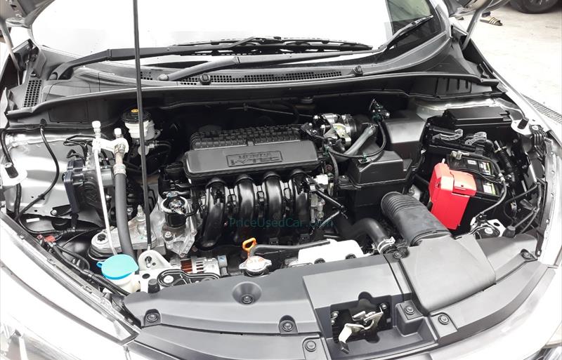 ขายรถเก๋งมือสอง-honda-ฮอนด้า-city-ซิตี้-รถปี2018-รหัส72221-02e03da7.jpg ขายรถเก๋งมือสอง-honda-ฮอนด้า-city-ซิตี้-รถปี2018-รหัส72221-02e03da7.jpg