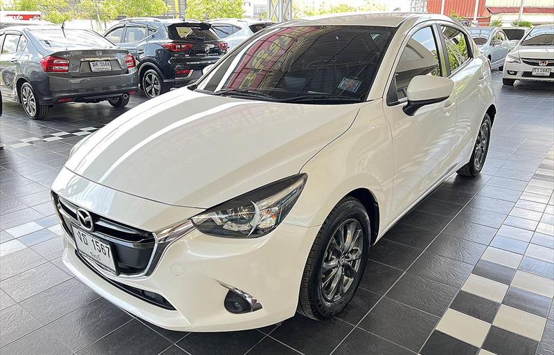 ขายรถเก๋งมือสอง-mazda-มาสด้า-2-สอง-รถปี2018-รหัส72253-38330473.jpg ขายรถเก๋งมือสอง-mazda-มาสด้า-2-สอง-รถปี2018-รหัส72253-38330473.jpg