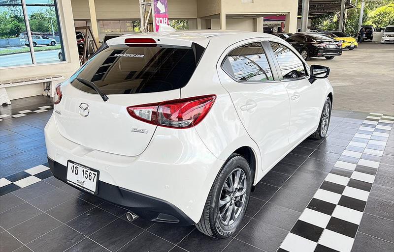 ขายรถเก๋งมือสอง-mazda-มาสด้า-2-สอง-รถปี2018-รหัส72253-990d27fa.jpg ขายรถเก๋งมือสอง-mazda-มาสด้า-2-สอง-รถปี2018-รหัส72253-990d27fa.jpg