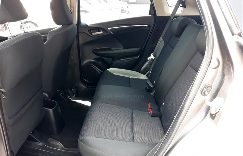 ขายรถเก๋งมือสอง-honda-ฮอนด้า-jazz-แจ๊ส-รถปี2018-รหัส72265-ae624d40.jpg ขายรถเก๋งมือสอง-honda-ฮอนด้า-jazz-แจ๊ส-รถปี2018-รหัส72265-ae624d40.jpg