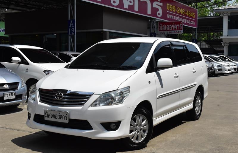 รถตู้มือสอง  TOYOTA INNOVA 2.0 G รถปี2011