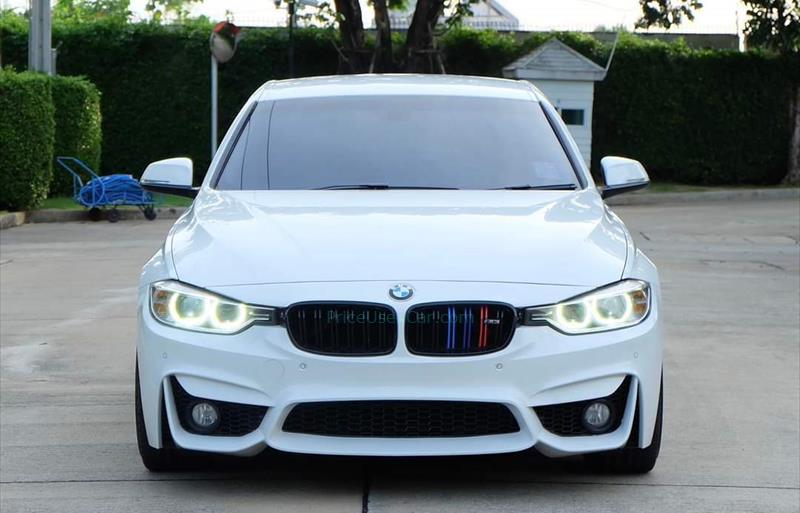 ขายรถเก๋งมือสอง bmw 320i รถปี2014 รหัส 72305 รูปที่2