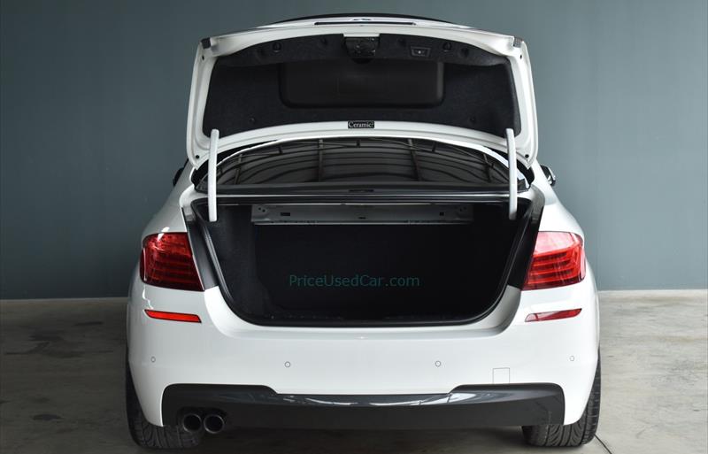 ขายรถเก๋งมือสอง-bmw-บีเอ็มดับบลิว-520d-ห้าสองศูนย์ดี-รถปี2017-รหัส72322-991d98d5.jpg ขายรถเก๋งมือสอง-bmw-บีเอ็มดับบลิว-520d-ห้าสองศูนย์ดี-รถปี2017-รหัส72322-991d98d5.jpg