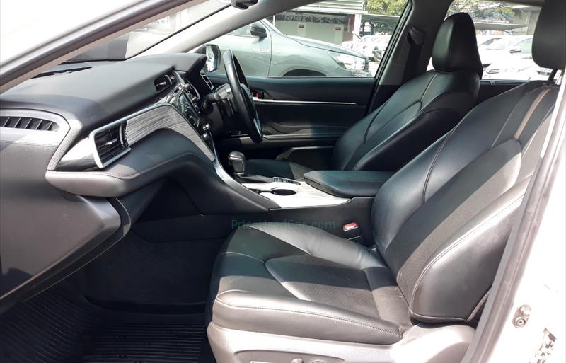 ขายรถเก๋งมือสอง-toyota-โตโยต้า-camry-คัมรี่-รถปี2019-รหัส72340-6dc36002.jpg ขายรถเก๋งมือสอง-toyota-โตโยต้า-camry-คัมรี่-รถปี2019-รหัส72340-6dc36002.jpg