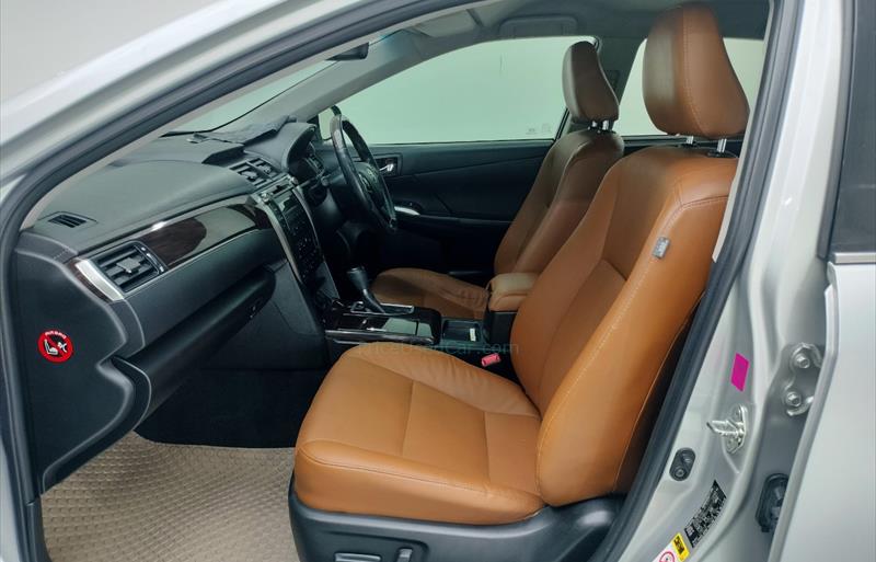 ขายรถเก๋งมือสอง-toyota-โตโยต้า-camry-คัมรี่-รถปี2017-รหัส72365-c7835d60.jpg ขายรถเก๋งมือสอง-toyota-โตโยต้า-camry-คัมรี่-รถปี2017-รหัส72365-c7835d60.jpg
