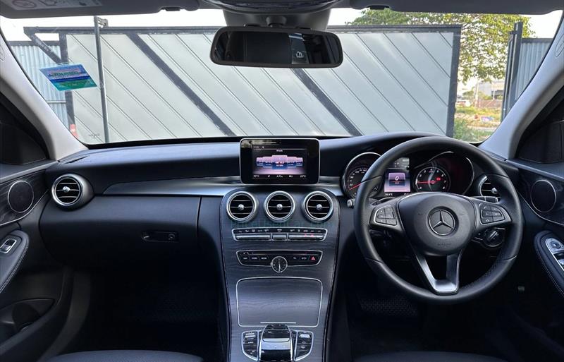 ขายรถเก๋งมือสอง-mercedes-benz-เมอร์เซเดสเบนซ์-c350-ซีสามห้าศูนย์-รถปี2018-รหัส72369-79f1abed.jpg ขายรถเก๋งมือสอง-mercedes-benz-เมอร์เซเดสเบนซ์-c350-ซีสามห้าศูนย์-รถปี2018-รหัส72369-79f1abed.jpg