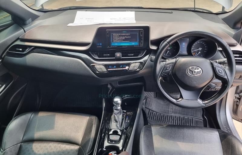 ขายรถเก๋งมือสอง-toyota-โตโยต้า-chr-ซีเอชอาร์-รถปี2018-รหัส72372-c05533c5.jpg ขายรถเก๋งมือสอง-toyota-โตโยต้า-chr-ซีเอชอาร์-รถปี2018-รหัส72372-c05533c5.jpg