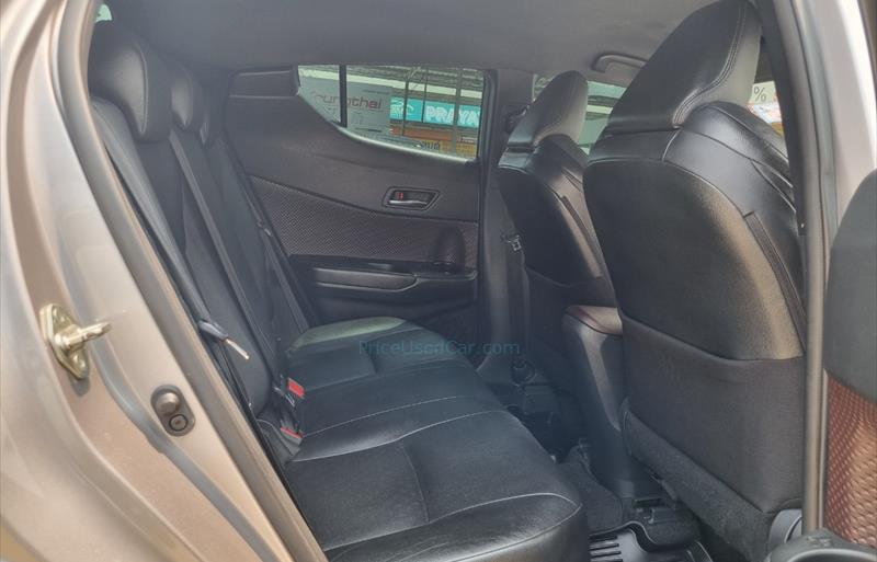 ขายรถเก๋งมือสอง-toyota-โตโยต้า-chr-ซีเอชอาร์-รถปี2018-รหัส72372-cd8b2753.jpg ขายรถเก๋งมือสอง-toyota-โตโยต้า-chr-ซีเอชอาร์-รถปี2018-รหัส72372-cd8b2753.jpg
