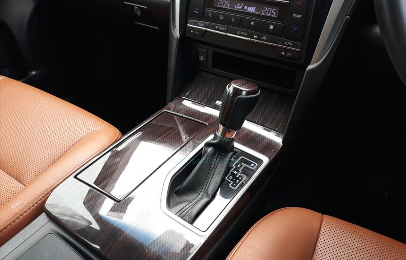 ขายรถเก๋งมือสอง-toyota-โตโยต้า-camry-คัมรี่-รถปี2018-รหัส72382-7366f088.jpg ขายรถเก๋งมือสอง-toyota-โตโยต้า-camry-คัมรี่-รถปี2018-รหัส72382-7366f088.jpg