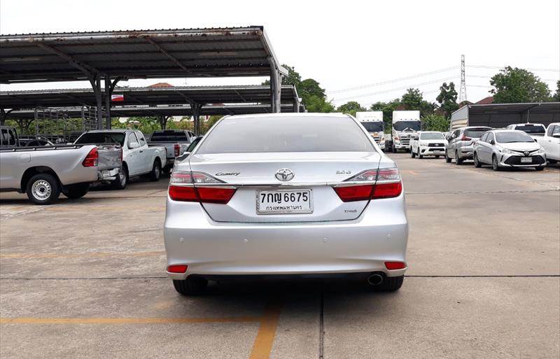 ขายรถเก๋งมือสอง-toyota-โตโยต้า-camry-คัมรี่-รถปี2018-รหัส72382-b67b7961.jpg ขายรถเก๋งมือสอง-toyota-โตโยต้า-camry-คัมรี่-รถปี2018-รหัส72382-b67b7961.jpg