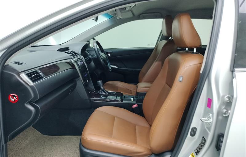 ขายรถเก๋งมือสอง-toyota-โตโยต้า-camry-คัมรี่-รถปี2018-รหัส72383-5f63fcd1.jpg ขายรถเก๋งมือสอง-toyota-โตโยต้า-camry-คัมรี่-รถปี2018-รหัส72383-5f63fcd1.jpg