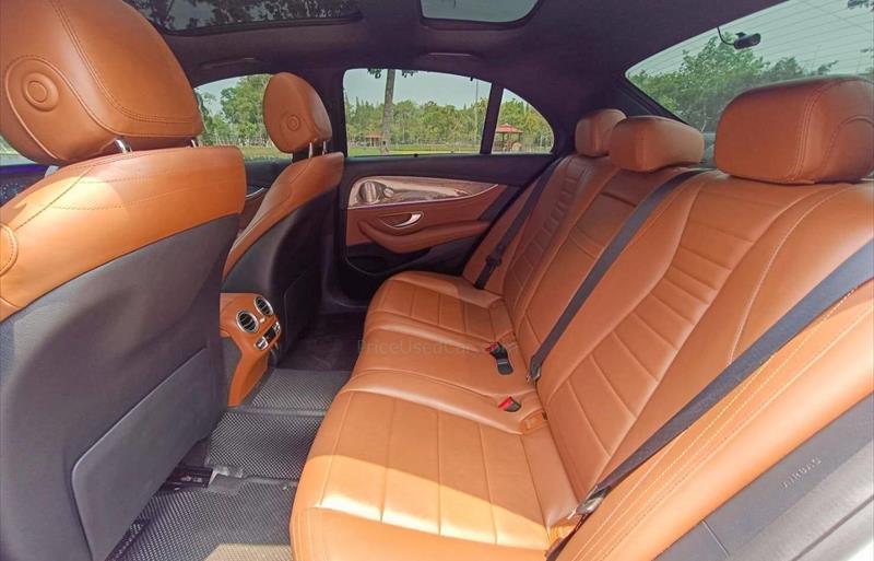 ขายรถเก๋งมือสอง-mercedes-benz-เมอร์เซเดสเบนซ์-e350-รถปี2019-รหัส72395-ec34708d.jpg ขายรถเก๋งมือสอง-mercedes-benz-เมอร์เซเดสเบนซ์-e350-รถปี2019-รหัส72395-ec34708d.jpg