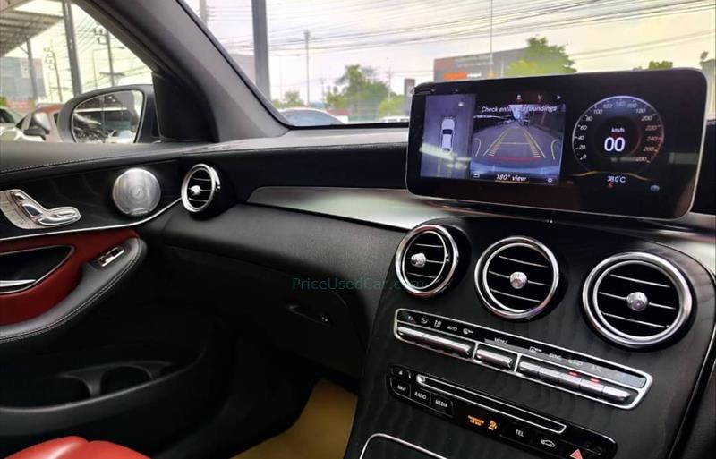 ขายรถเก๋งมือสอง-mercedes-benz-เมอร์เซเดสเบนซ์-glc250-จีแอลซีสองห้าศูนย์-รถปี2018-รหัส72427-d145cb54.jpg ขายรถเก๋งมือสอง-mercedes-benz-เมอร์เซเดสเบนซ์-glc250-จีแอลซีสองห้าศูนย์-รถปี2018-รหัส72427-d145cb54.jpg