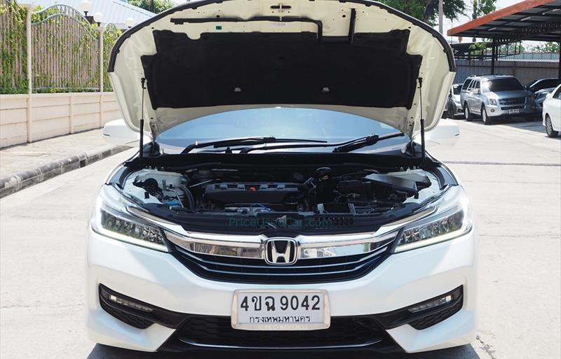 ขายรถเก๋งมือสอง-honda-ฮอนด้า-accord-แอคคอร์ด-รถปี2016-รหัส72451-51e64488.jpg ขายรถเก๋งมือสอง-honda-ฮอนด้า-accord-แอคคอร์ด-รถปี2016-รหัส72451-51e64488.jpg