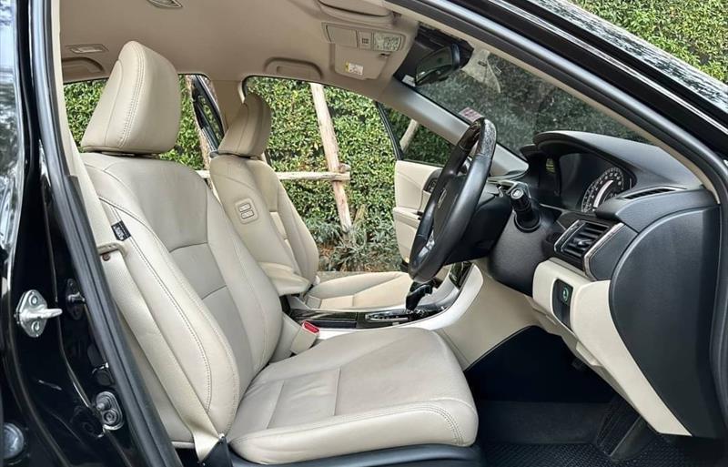 ขายรถเก๋งมือสอง-honda-ฮอนด้า-accord-แอคคอร์ด-รถปี2016-รหัส72493-3a6d9fd5.jpg ขายรถเก๋งมือสอง-honda-ฮอนด้า-accord-แอคคอร์ด-รถปี2016-รหัส72493-3a6d9fd5.jpg