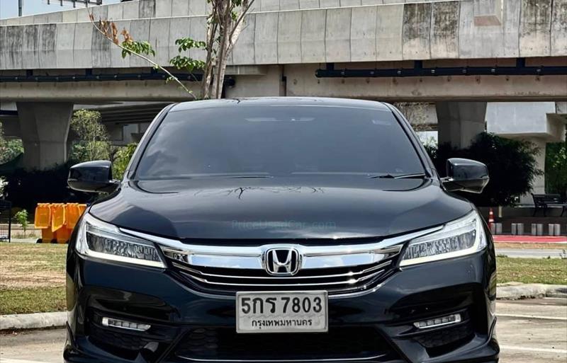 ขายรถเก๋งมือสอง honda accord รถปี2016 รหัส 72493 รูปที่2