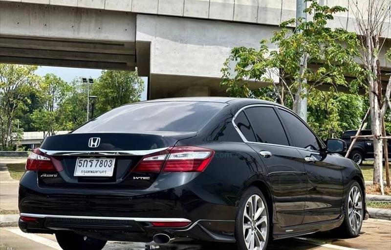 ขายรถเก๋งมือสอง honda accord รถปี2016 รหัส 72493 รูปที่4