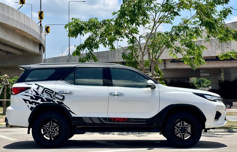 ขายรถอเนกประสงค์มือสอง toyota fortuner รถปี2016 รหัส 72502 รูปที่5