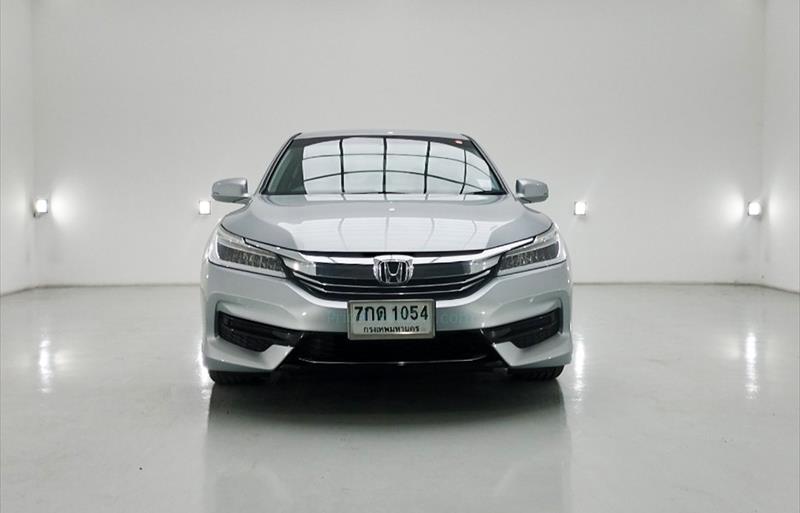 ขายรถเก๋งมือสอง-honda-ฮอนด้า-accord-แอคคอร์ด-รถปี2017-รหัส72511-e94f0edd.jpg ขายรถเก๋งมือสอง-honda-ฮอนด้า-accord-แอคคอร์ด-รถปี2017-รหัส72511-e94f0edd.jpg