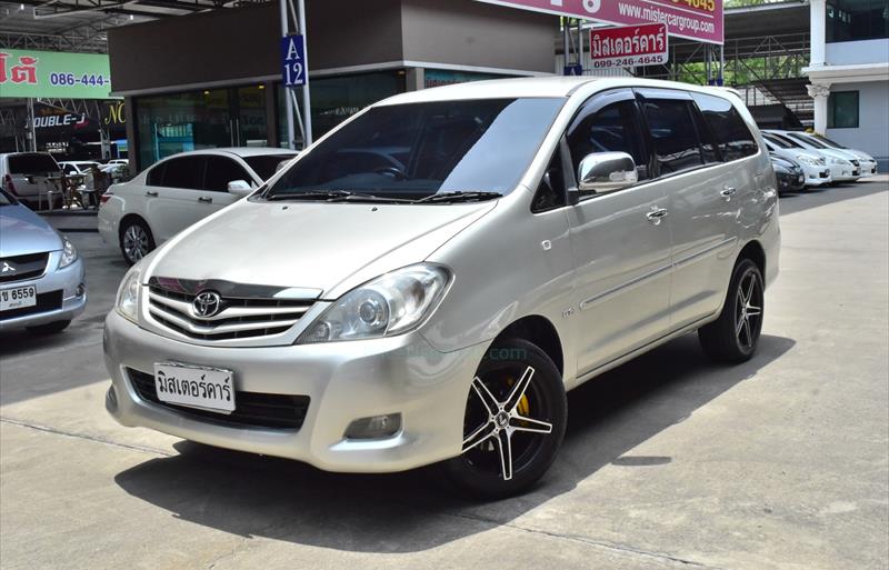 รถตู้มือสอง TOYOTA INNOVA รถปี 2009